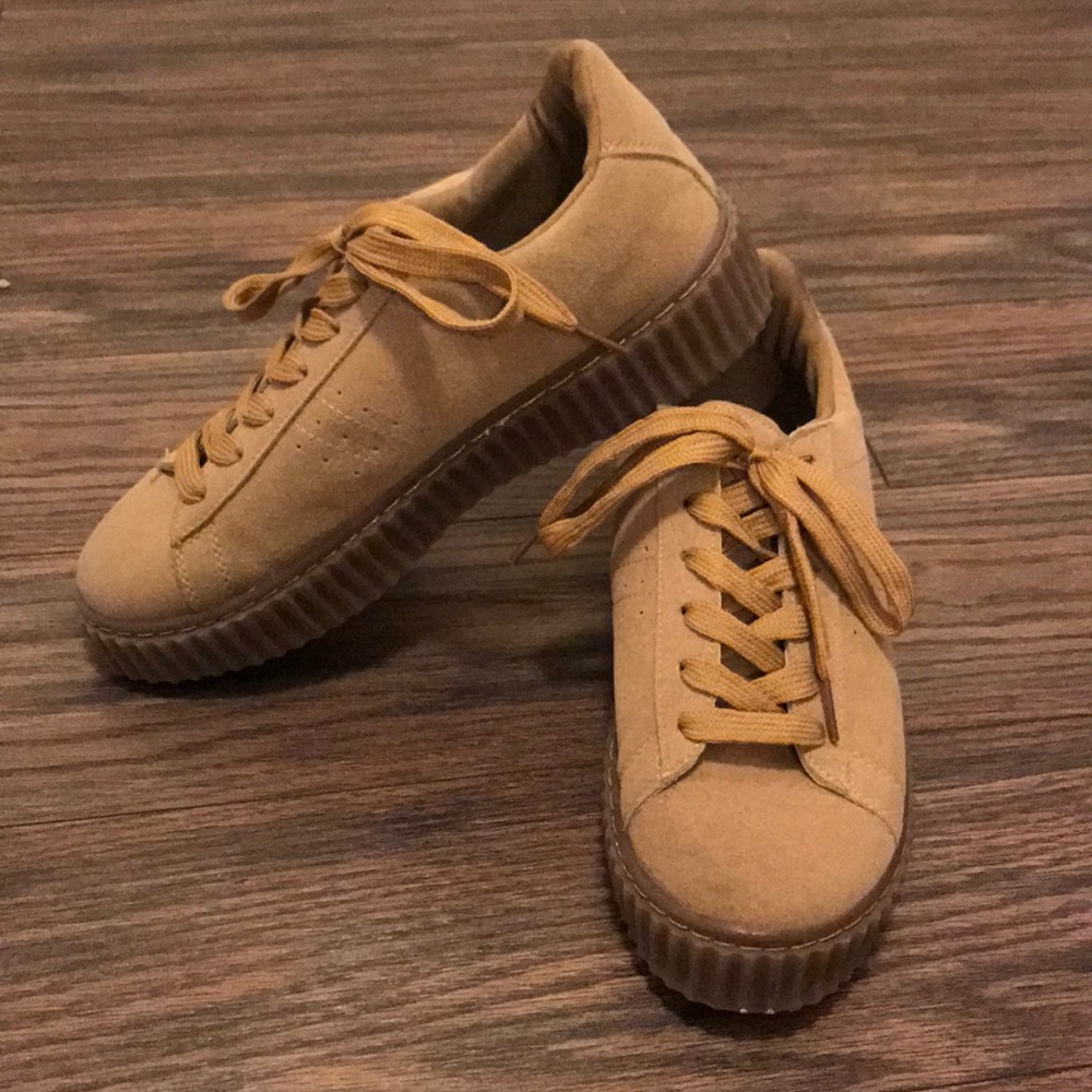 Wanted Lace-Up Sneakers